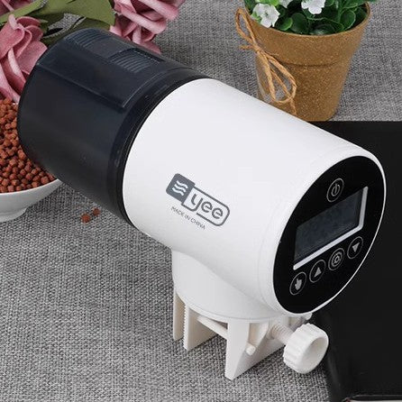 Distributeur Automatique Intelligent pour Aquarium avec Programmation Horaire